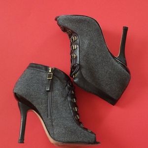 Shoe booties